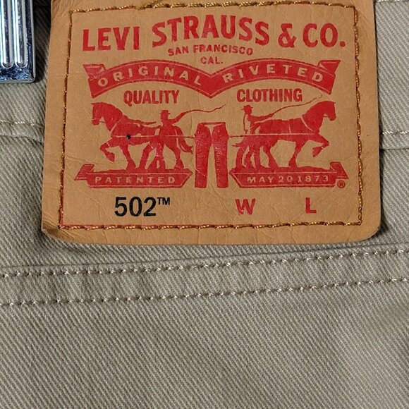 Levi's Mens 502 Taper Fit Khaki Work Pants 46x32 Classic American Denim Jeans - Picture 7 of 9